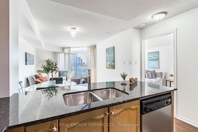 907 - 9 George St N, Condo with 2 bedrooms, 1 bathrooms and null parking in Brampton ON | Image 13