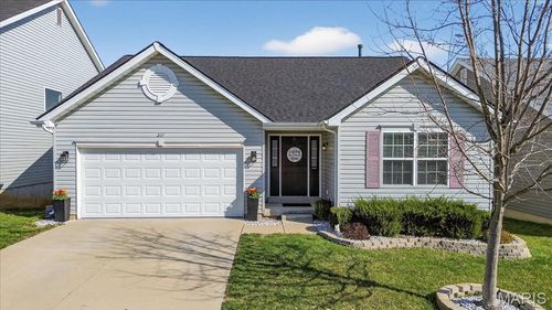207 Bluestem Ln, O Fallon, MO, 63366-4114 | Card Image