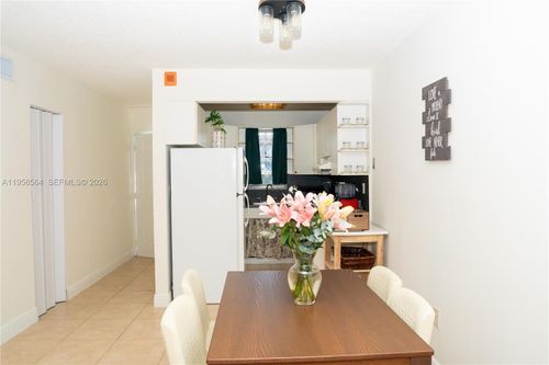 9-4050 Nw 135th St, Opa-Locka, FL, 33054-4622 | Card Image