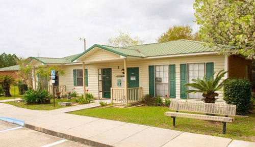 24598 Gulf Bay Rd, Orange Beach, AL, 36561-3857 | Card Image