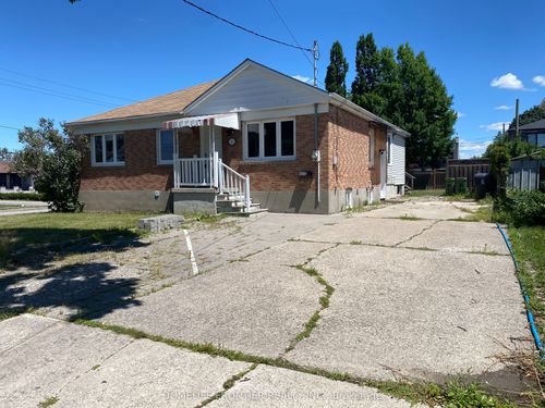 main-63 Lockerbie Ave, North York, ON, M9N3A3 | Card Image
