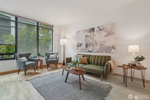 apt-301-2716 Elliott Ave, Seattle, WA, 98121-3505 | Card Image