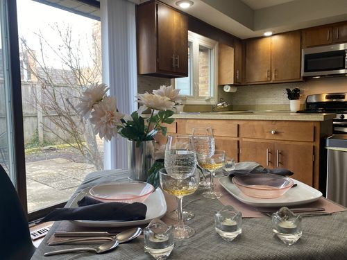 1817 Somerset Ln, Northbrook, IL, 60062-6065 | Card Image