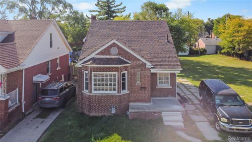 14788 Rossini Dr, Detroit, MI, 48205-1947 | Card Image