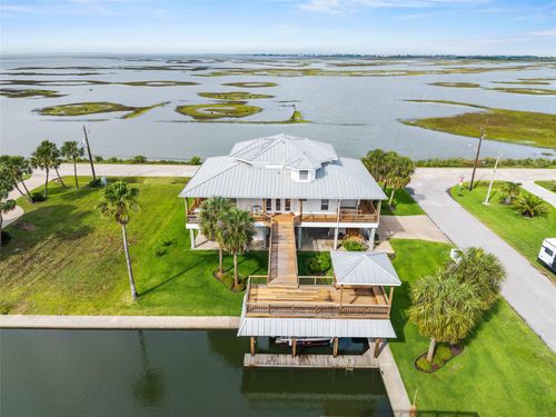 4301 Jolly Roger Rd, Jamaica Beach, TX, 77554 | Card Image