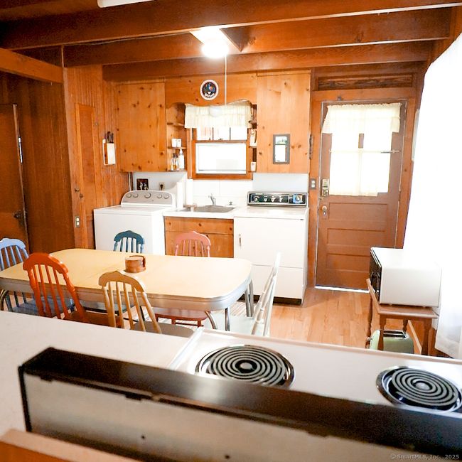 31 Meriden Road, House other with 4 bedrooms, 2 bathrooms and 3 parking in Old Lyme CT | Image 16