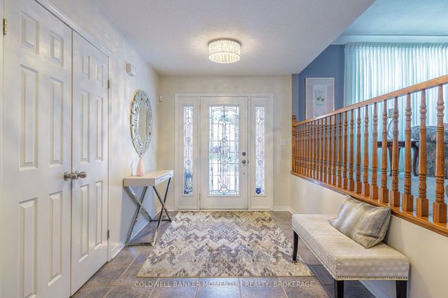 2 Greenvale Crt, House other with 3 bedrooms, 3 bathrooms and 4 parking in Fonthill ON | Image 6