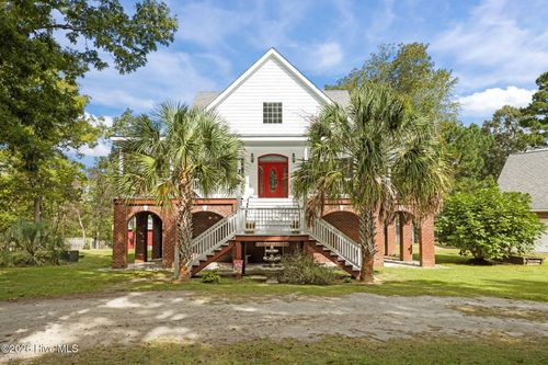 2525 Hwy 58, Swansboro, NC, 28584-8331 | Card Image