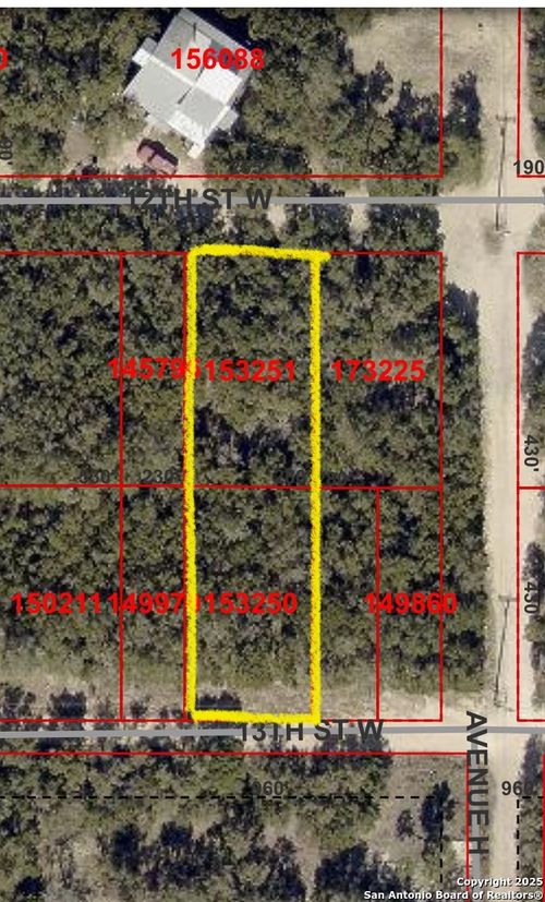 00 12th St E, Pipe Creek, TX, 78063 | Card Image