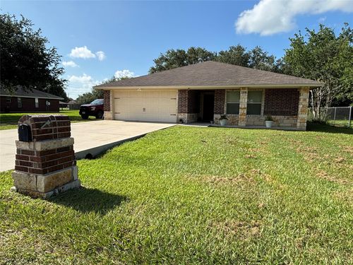 106 Owl Rd, Victoria, TX, 77905-0504 | Card Image