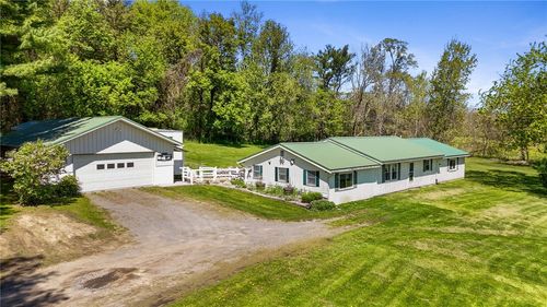 32 Lockerby Hill Rd, Lansing, NY, 14882-9055 | Card Image