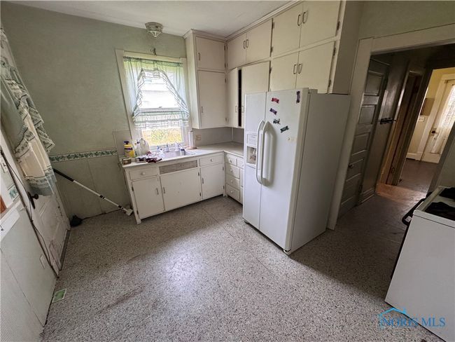 1221 Gordon St, House other with 4 bedrooms, 2 bathrooms and null parking in Toledo OH | Image 10