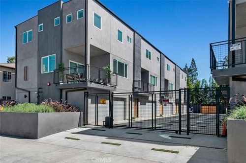 4-13538 Vanowen St, Van Nuys, CA, 91405-4324 | Card Image