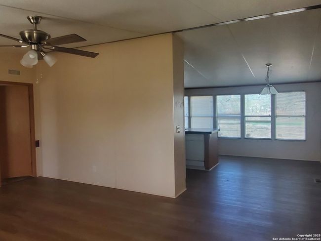 3135 E Fm 476, House other with 3 bedrooms, 2 bathrooms and null parking in Poteet TX | Image 12