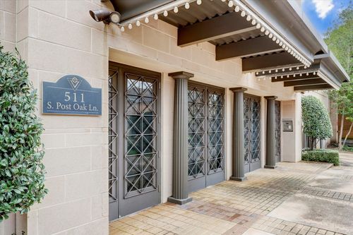 5d-511 S Post Oak Ln, Houston, TX, 77056-1452 | Card Image