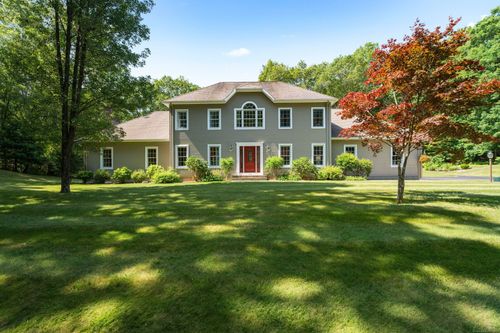 360 Raymond Hill Rd, Uncasville, CT, 06382-1449 | Card Image