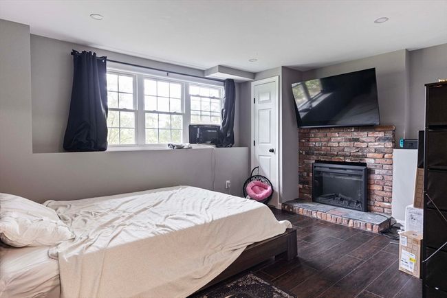11 Trinity Ave, House other with 3 bedrooms, 2 bathrooms and 5 parking in Grafton MA | Image 20