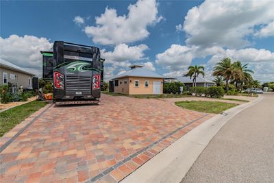 8168 Sw Sand Crane Circle, House other with 1 bedrooms, 1 bathrooms and null parking in Arcadia FL | Image 2