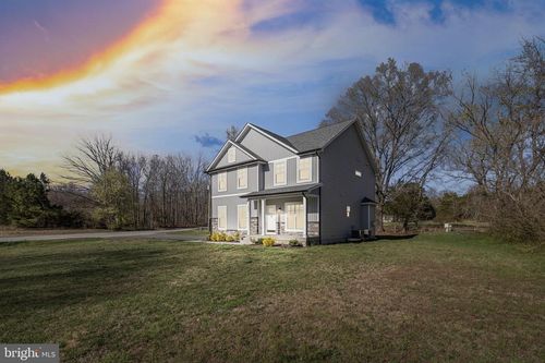5835 Smith Station Rd, Fredericksburg, VA, 22407-9316 | Card Image
