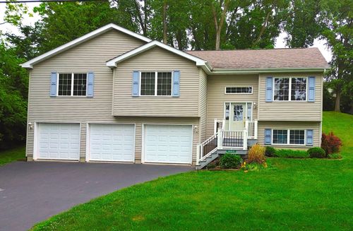 38815 N Broadway Ave, Antioch, IL, 60002-8137 | Card Image