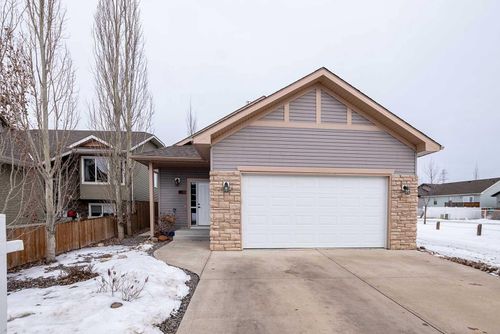 28 Vincent Close, Home with 5 bedrooms, 3 bathrooms and 4 parking in Red Deer AB | Card Image