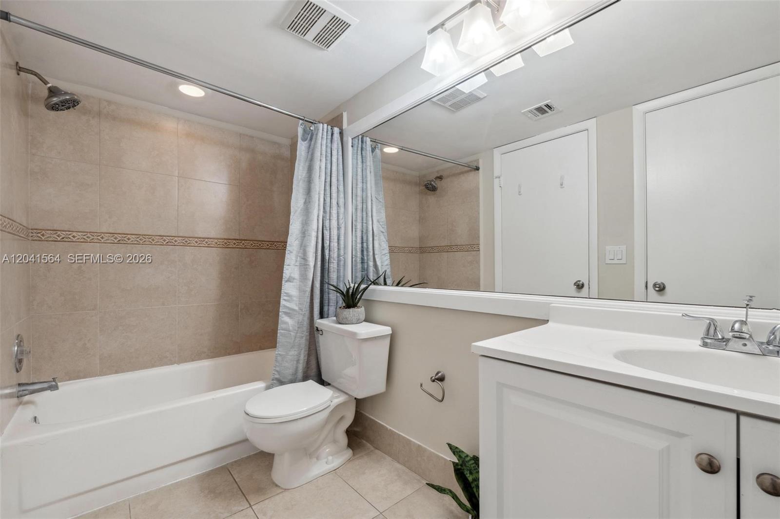 Residential Lease in Tamarac 4