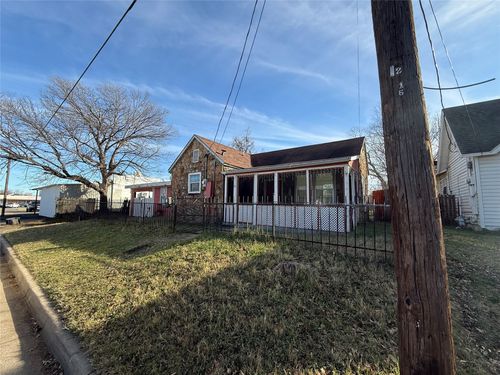 2518 Mclemore Ave, Fort Worth, TX, 76111-1221 | Card Image