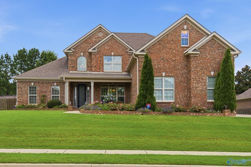 214 Legendwood Drive Nw, Madison, AL, 35757 | Card Image