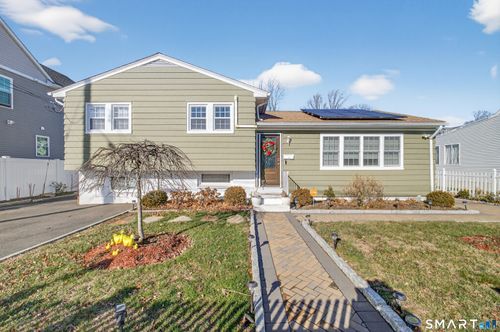 120 Clark St, Bridgeport, CT, 06606-3503 | Card Image