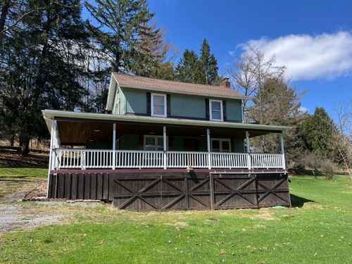 321 School Rd, PUNXSUTAWNEY, PA, 15767-3768 | Card Image