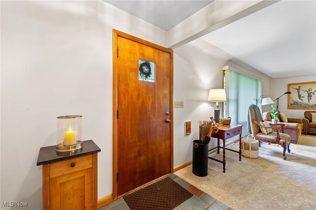 1729 Mccollum Rd, House other with 3 bedrooms, 2 bathrooms and null parking in Youngstown OH | Image 5