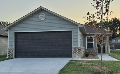 8305 Stacey Ln, North Little Rock, AR, 72113-7817 | Card Image