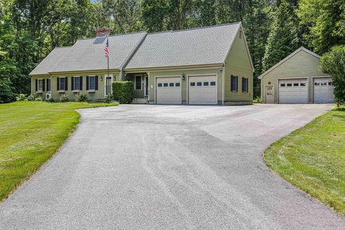 24 Manchaug Rd, Sutton, MA, 01590-1145 | Card Image