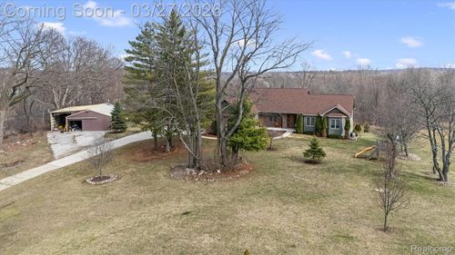 7880 Haley Rd, White Lake, MI, 48383-2033 | Card Image