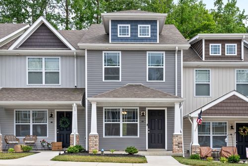 252 Woodland Valley Ln, Clarksville, TN, 37040-2069 | Card Image