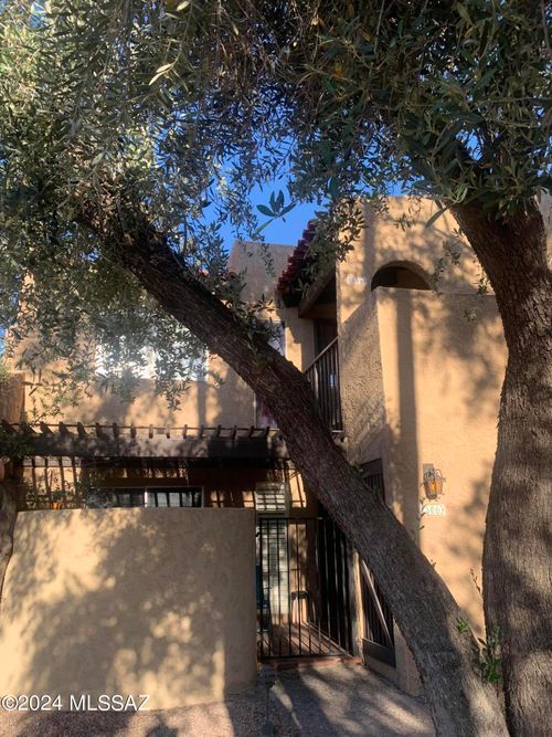 508 N Dodge Blvd, Tucson, AZ, 85716-5102 | Card Image
