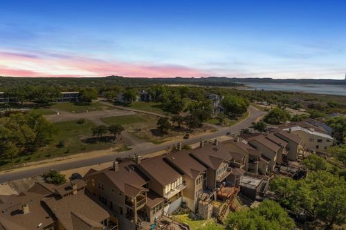 970 Parkview Dr, Canyon Lake, TX, 78133-3316 | Card Image