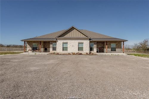 b-4001 Golden Eagle Dr, Bryan, TX, 77808-7323 | Card Image