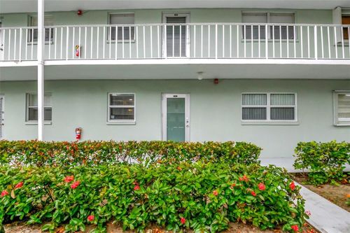 305-2340 Sw 22nd Avenue, Delray Beach, FL, 33445 | Card Image