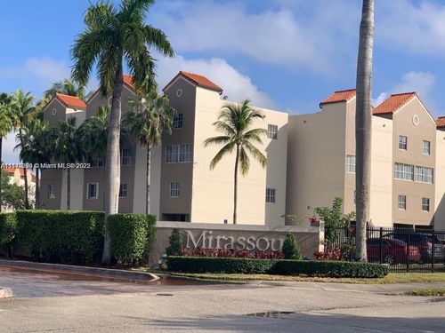 apt-304-6065 Nw 186th St, Hialeah, FL, 33015-6072 | Card Image