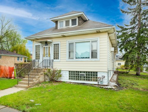 2301 N 74th Ct, Elmwood Park, IL, 60707-2632 | Card Image