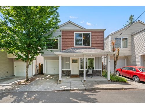 11936 Se Market St, Portland, OR, 97216-3919 | Card Image