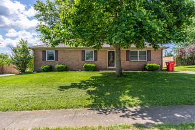 221 Longview Drive, House other with 3 bedrooms, 1 bathrooms and null parking in Nicholasville KY | Image 1