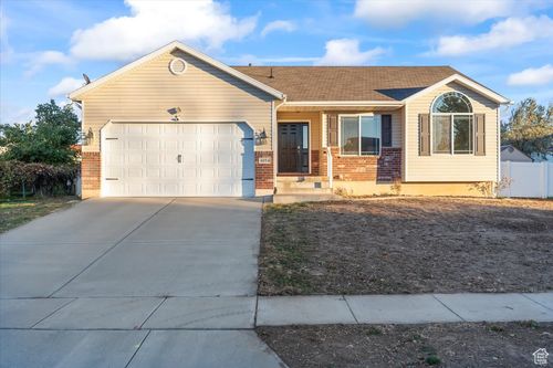 4054 Lily Dr, Roy, UT, 84067-9609 | Card Image