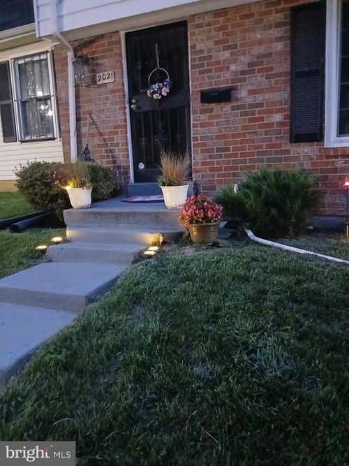 1-2021 Chadwick Ter, TEMPLE HILLS, MD, 20748-4210 | Card Image