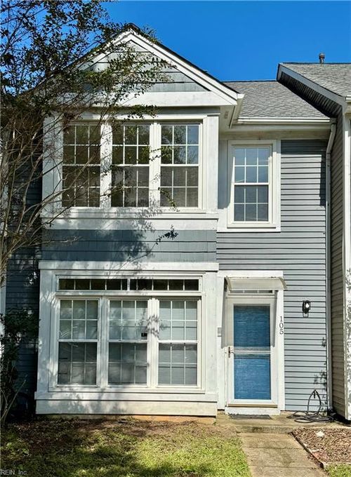 105 Clydesdale Dr, Yorktown, VA, 23693-2805 | Card Image