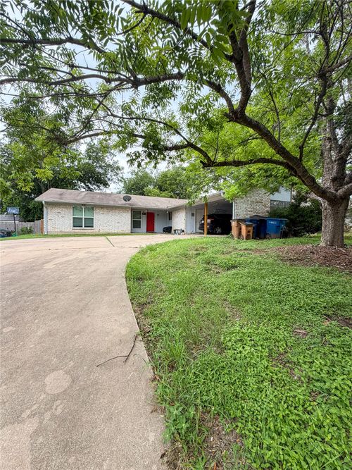 a-911 Kirschner Pl, Austin, TX, 78758-6746 | Card Image