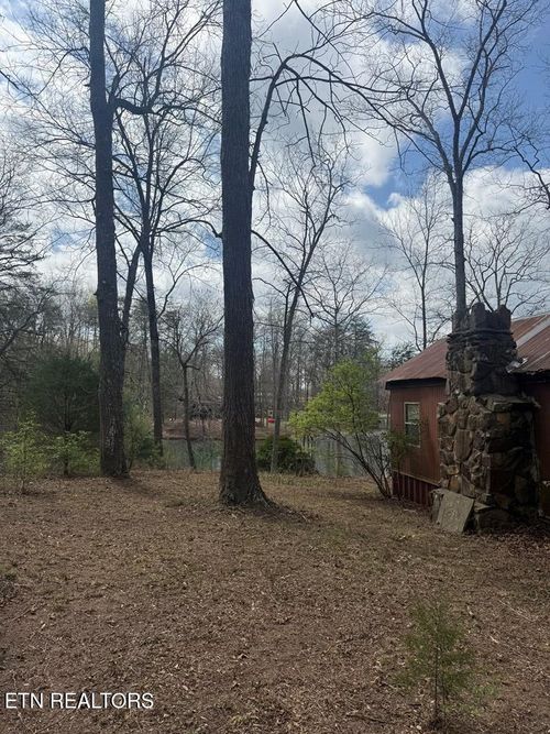 231 Crockett Lake Drive, Crossville, TN, 38572 | Card Image