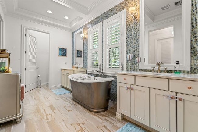 709 Manns Harbor Dr, House other with 5 bedrooms, 4 bathrooms and null parking in APOLLO BEACH FL | Image 23