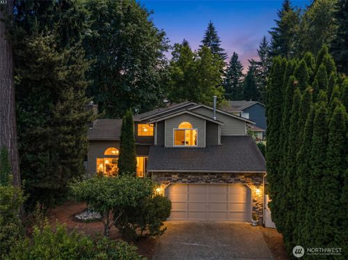 12737 Ne 97th Pl, Kirkland, WA, 98033-5200 | Card Image
